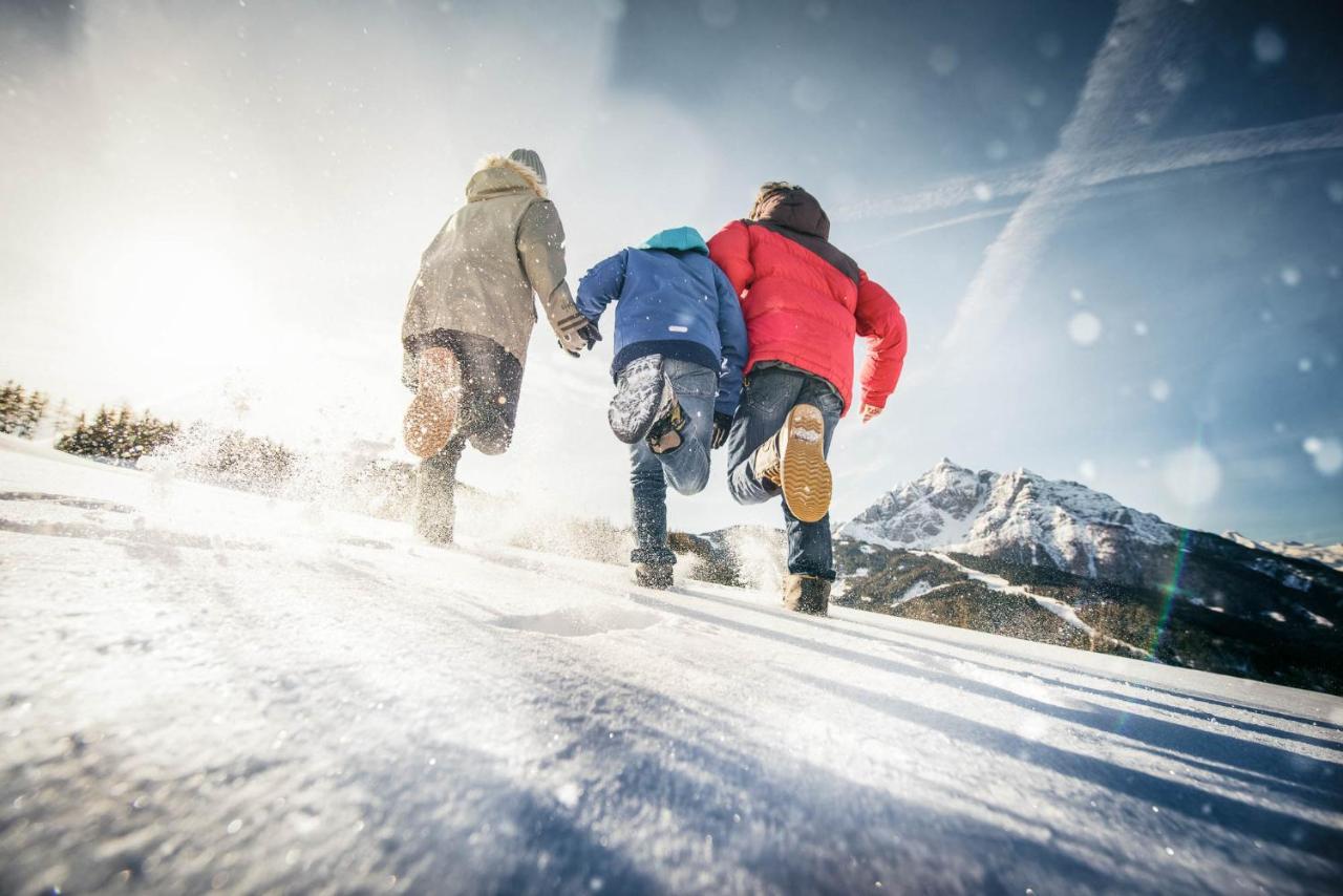 Stubaier Gletscher Xl Apartments Residenz Haus Alpenkoenig Ferienwohnungen Im Alpinen Charme Stubai Super Card Inklusive Neustift im Stubaital Ngoại thất bức ảnh